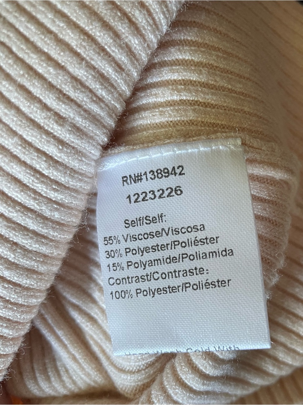 Viscose peach knit top w/ SHOW STOPPING sequined puff-sleeves. Size Med - Picture 6 of 6